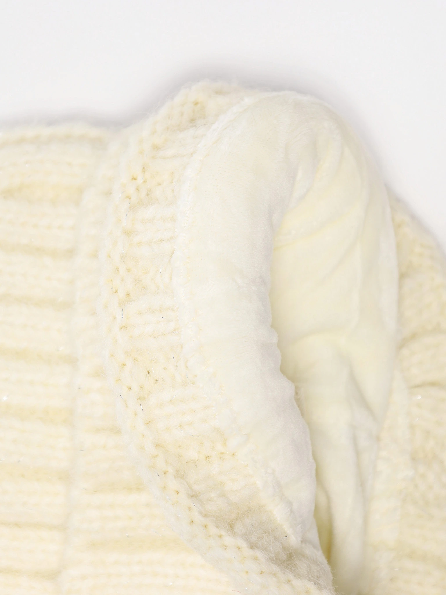 Шапка-бини из смесовой шерсти альпаки с отворотом в ассортименте